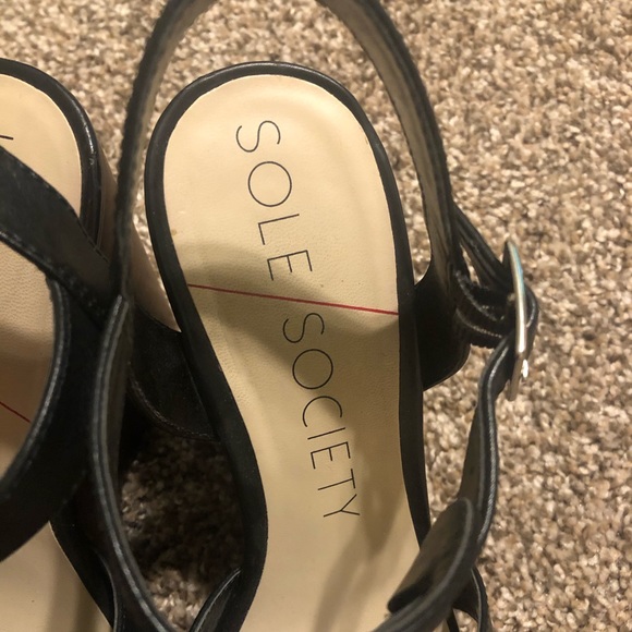 Black platform wedges by Sole Society - Picture 3 of 6